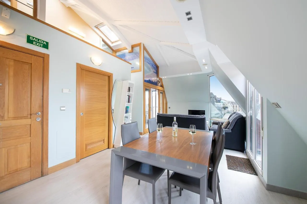 Luxury Duplex Penthouse With Terrace-Old Town Daire San Sebastián 0*,